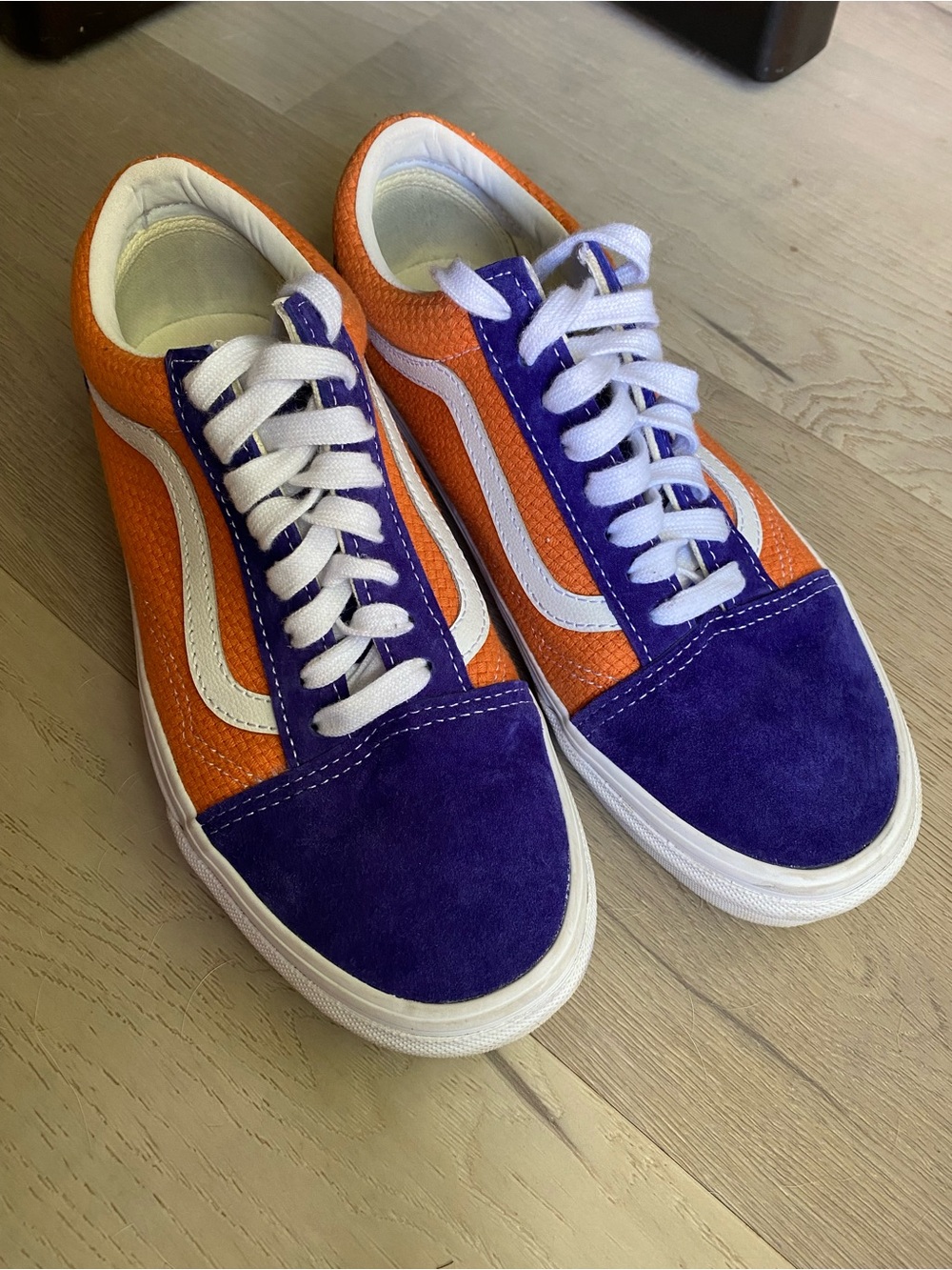 Brand New! Vans Old Skool P&C
Royal Blue/Apricot Buff Skate Shoes Sneakers -Sz 7